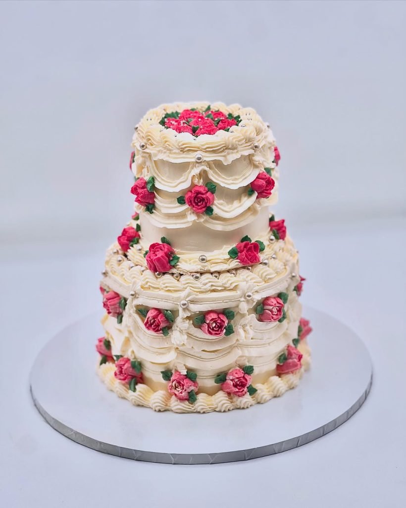 20 Rose Wedding Cake Ideas That Look Handcrafted by a Sugar Flower God ...