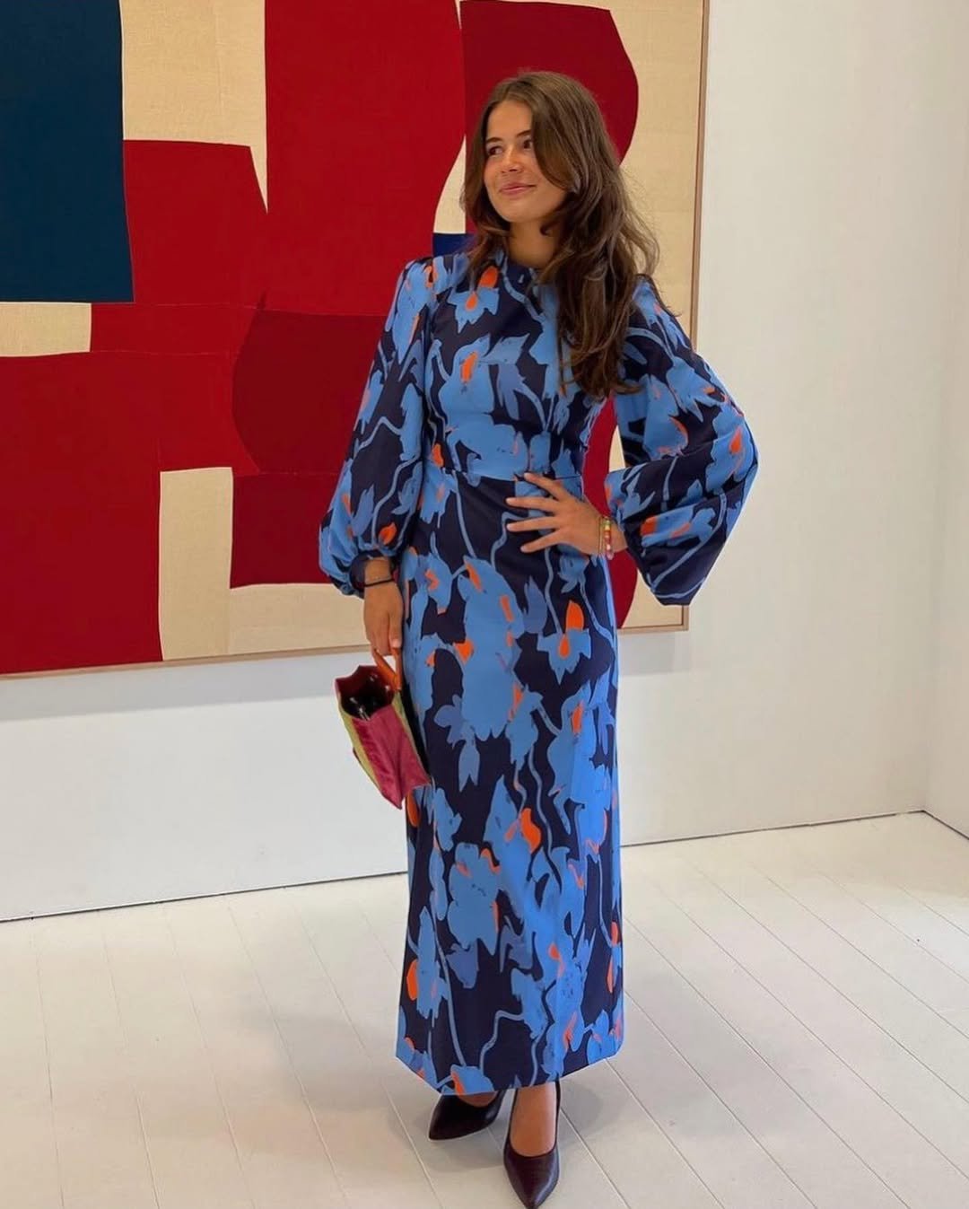 Blue Abstract Elegance