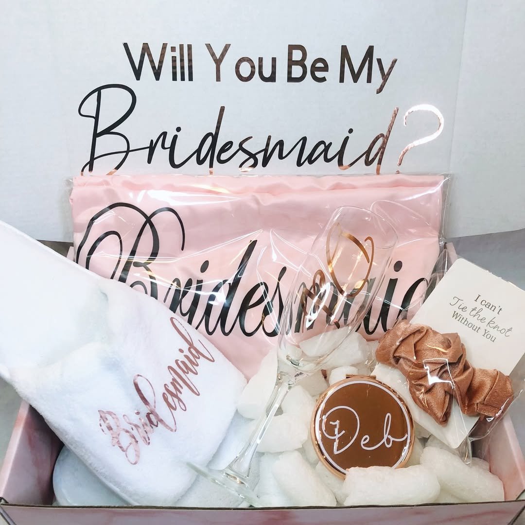 Blush & Gold Glam Box 