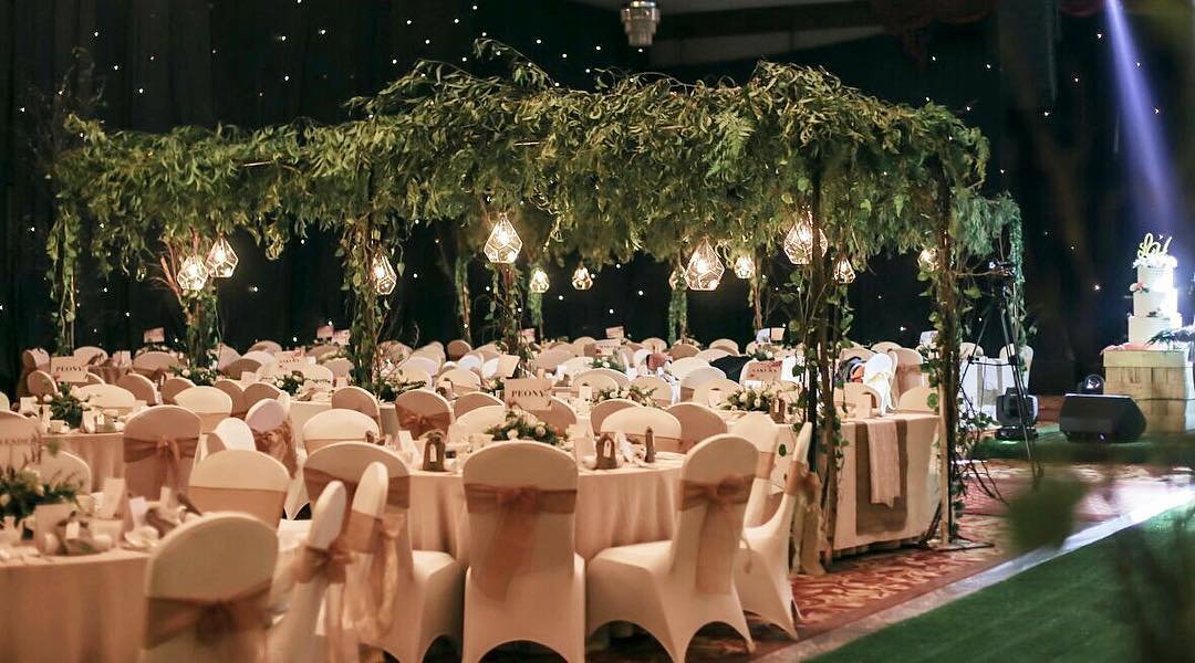 Botanical Twilight Banquet