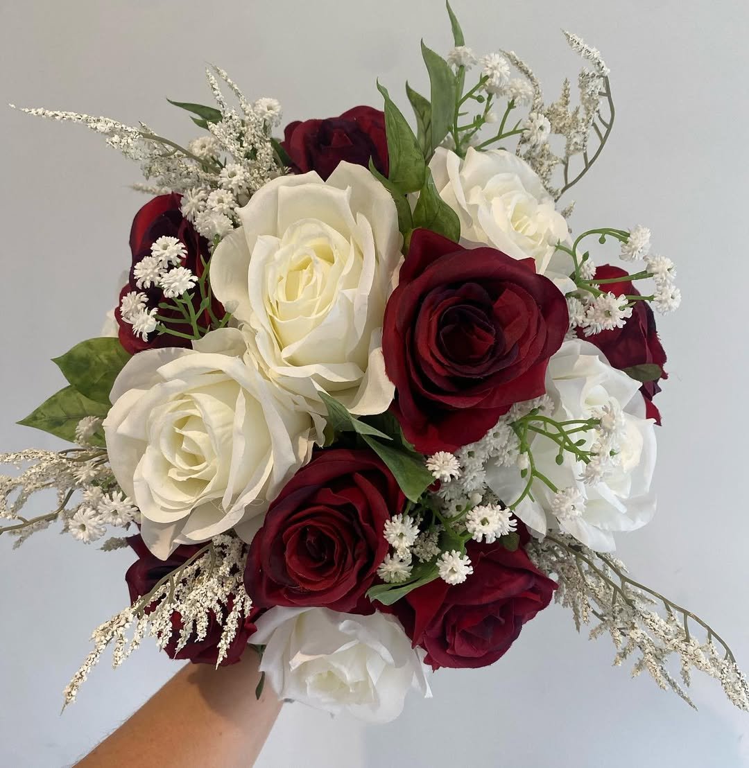 Classic Red & White Contrast 