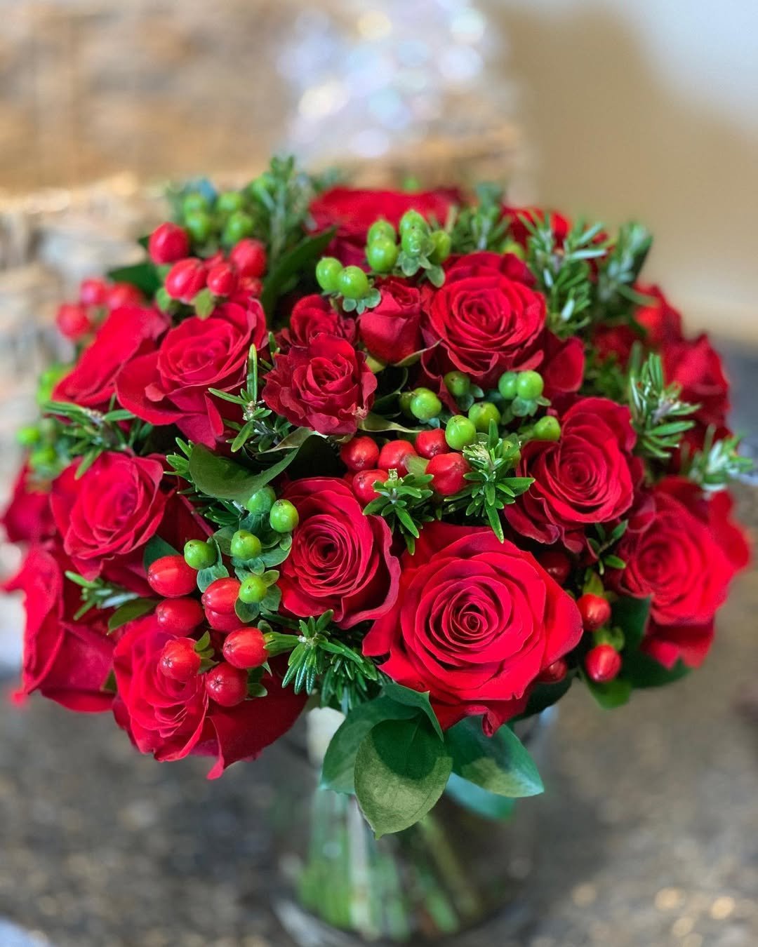  Crimson Berries & Roses 