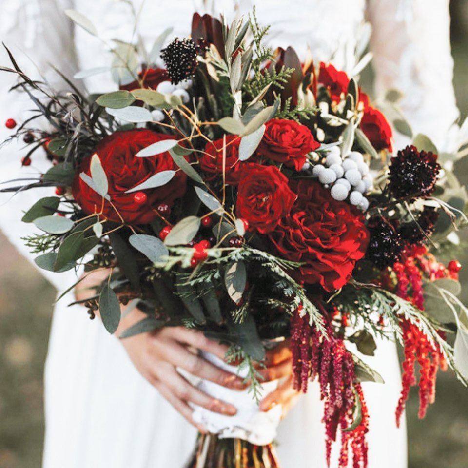 Dramatic Crimson Flair 