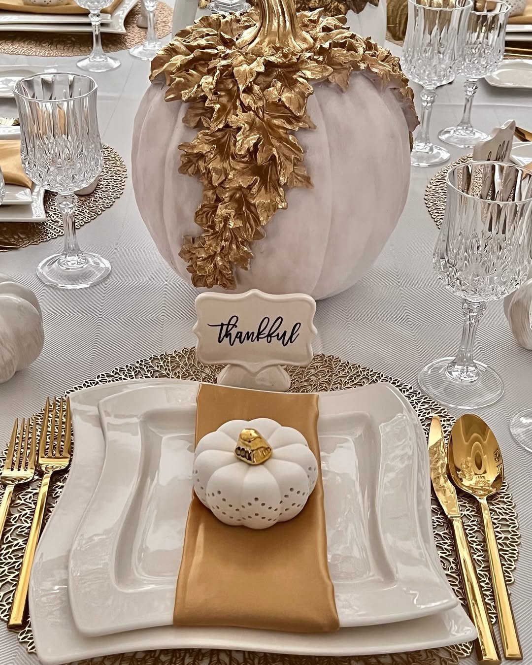 Golden Thankful Touch