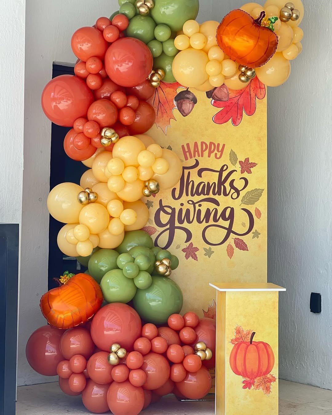 Harvest Glow Corners 