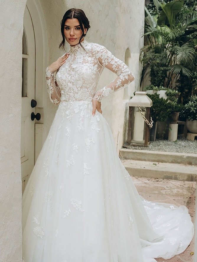  High-Neck Lace Elegance 