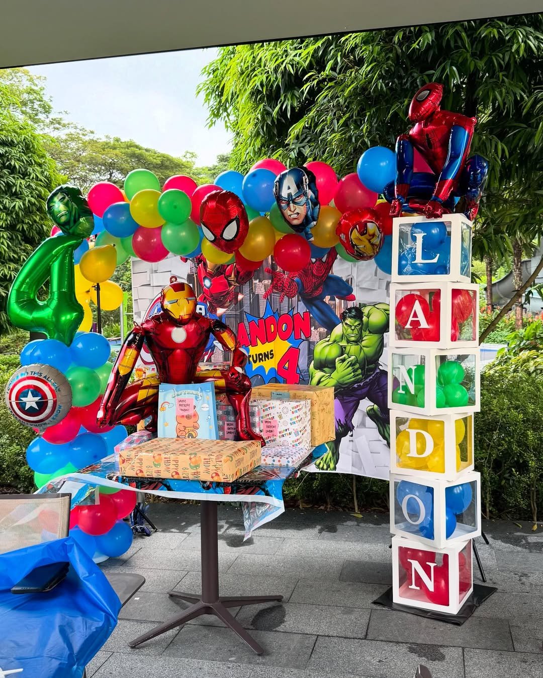 Marvel Universe Mix 