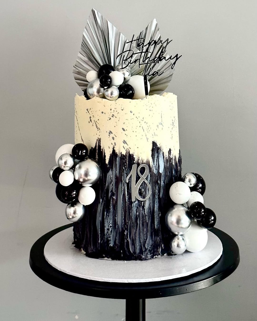 Monochrome Metallics 