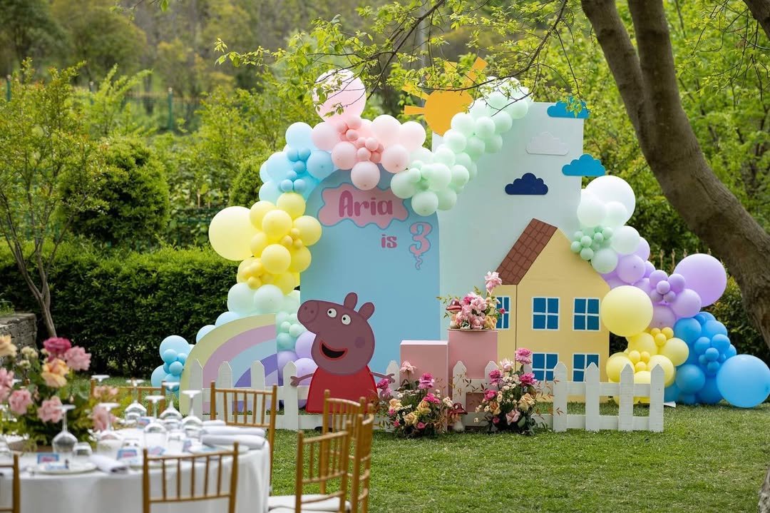 Peppa’s Playhouse Party