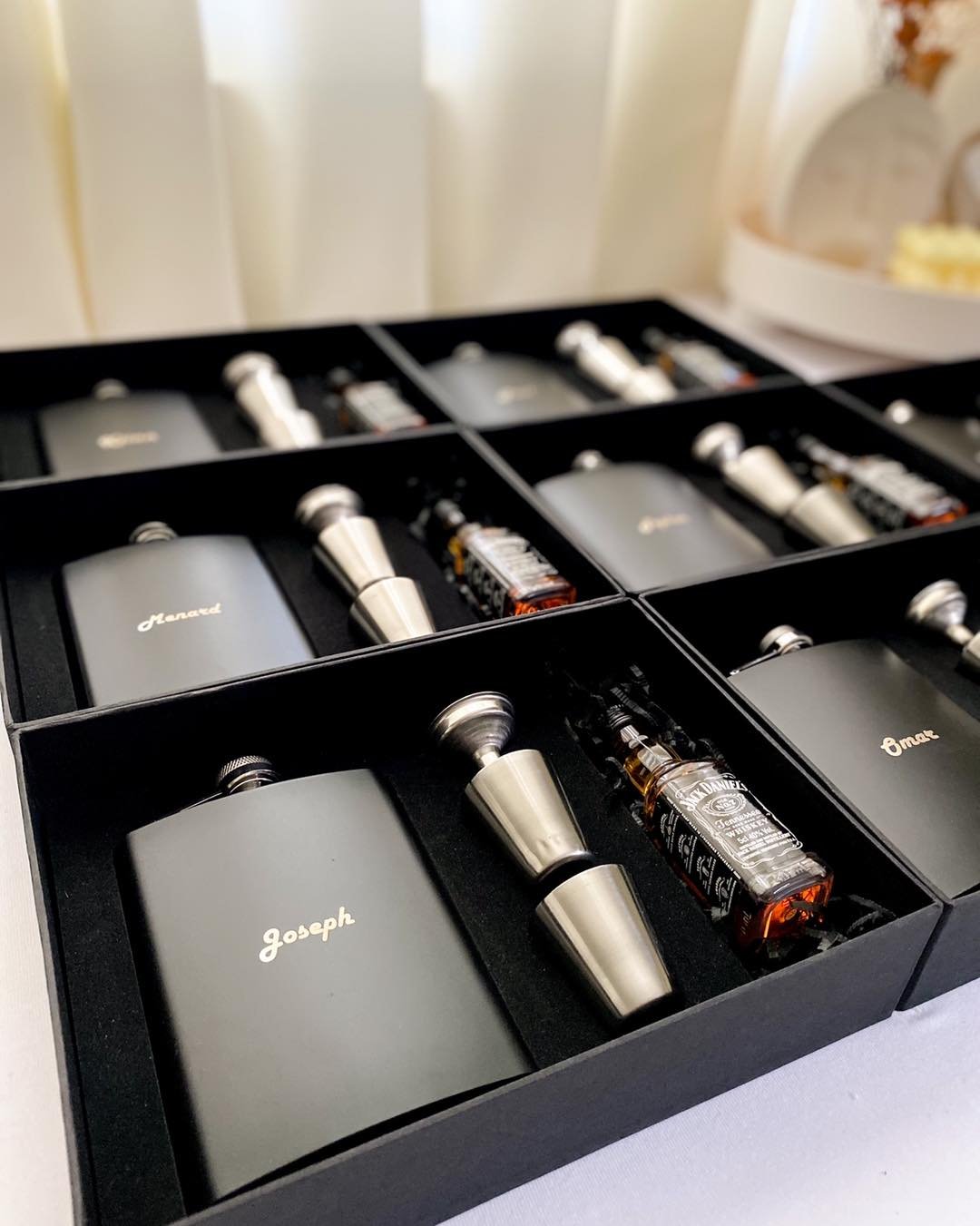  Personalized Flask Box
