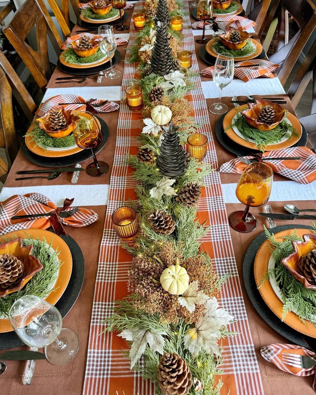Plaid & Pinecones 