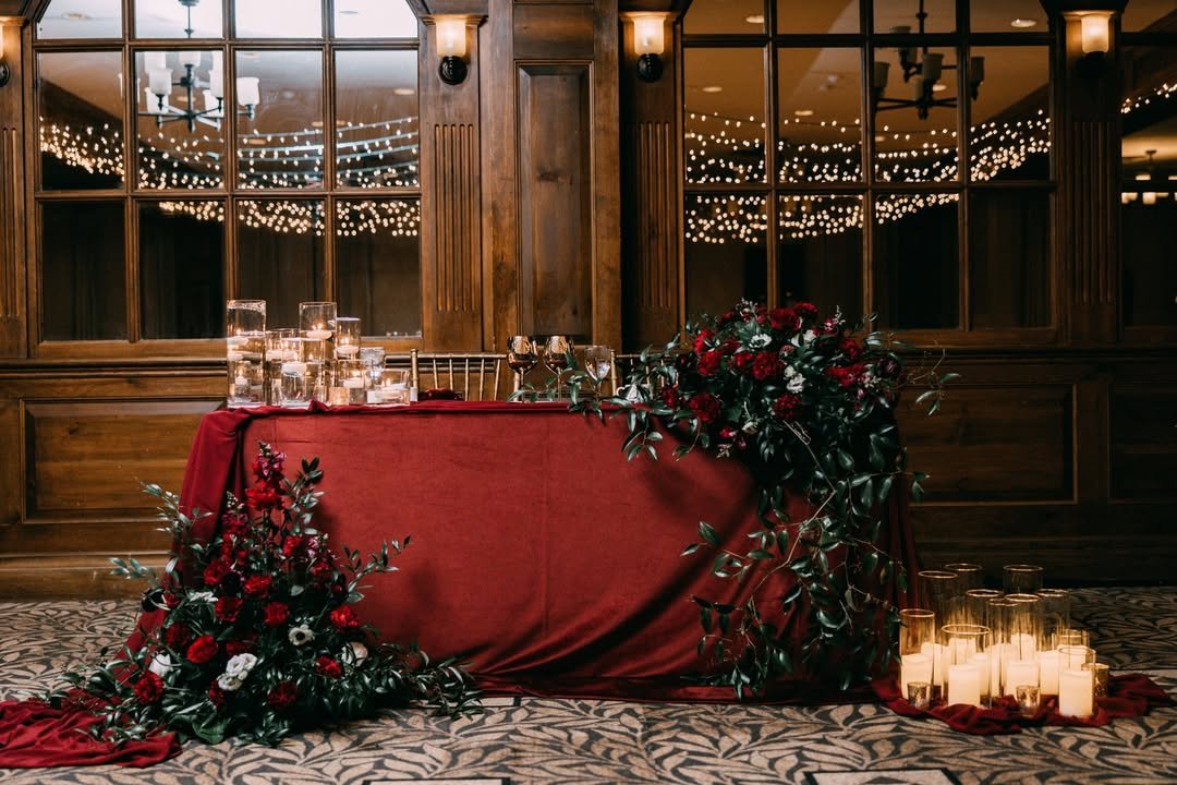 Rich Scarlet & Candlelight 