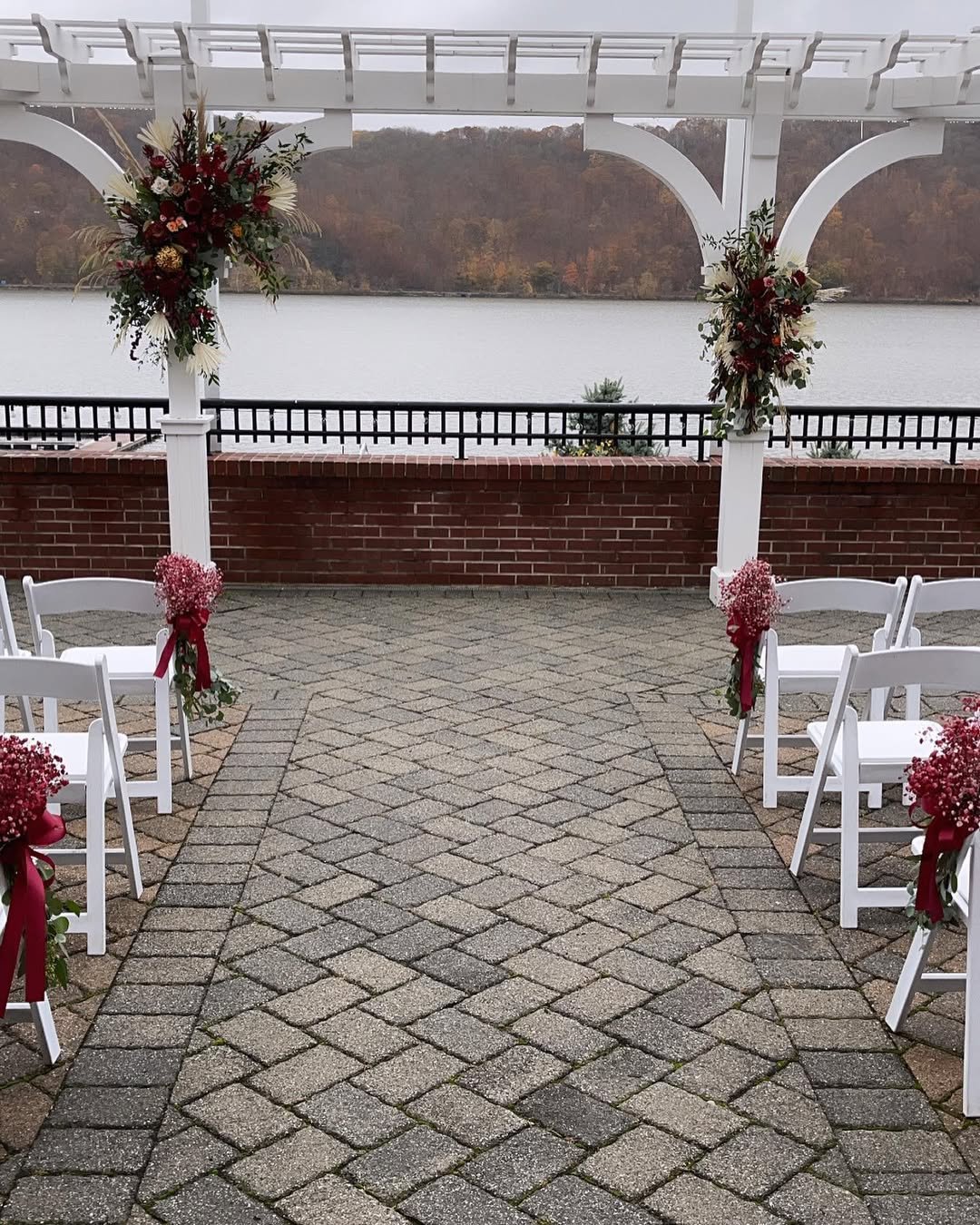 Riverside Simplicity