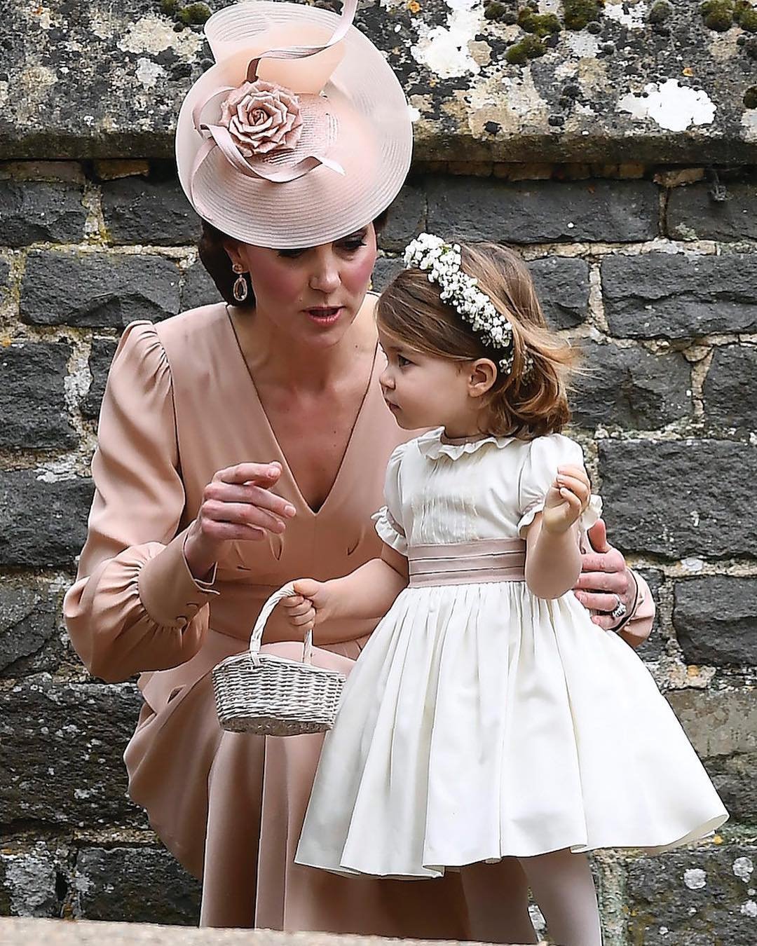 Royal Garden Moment 