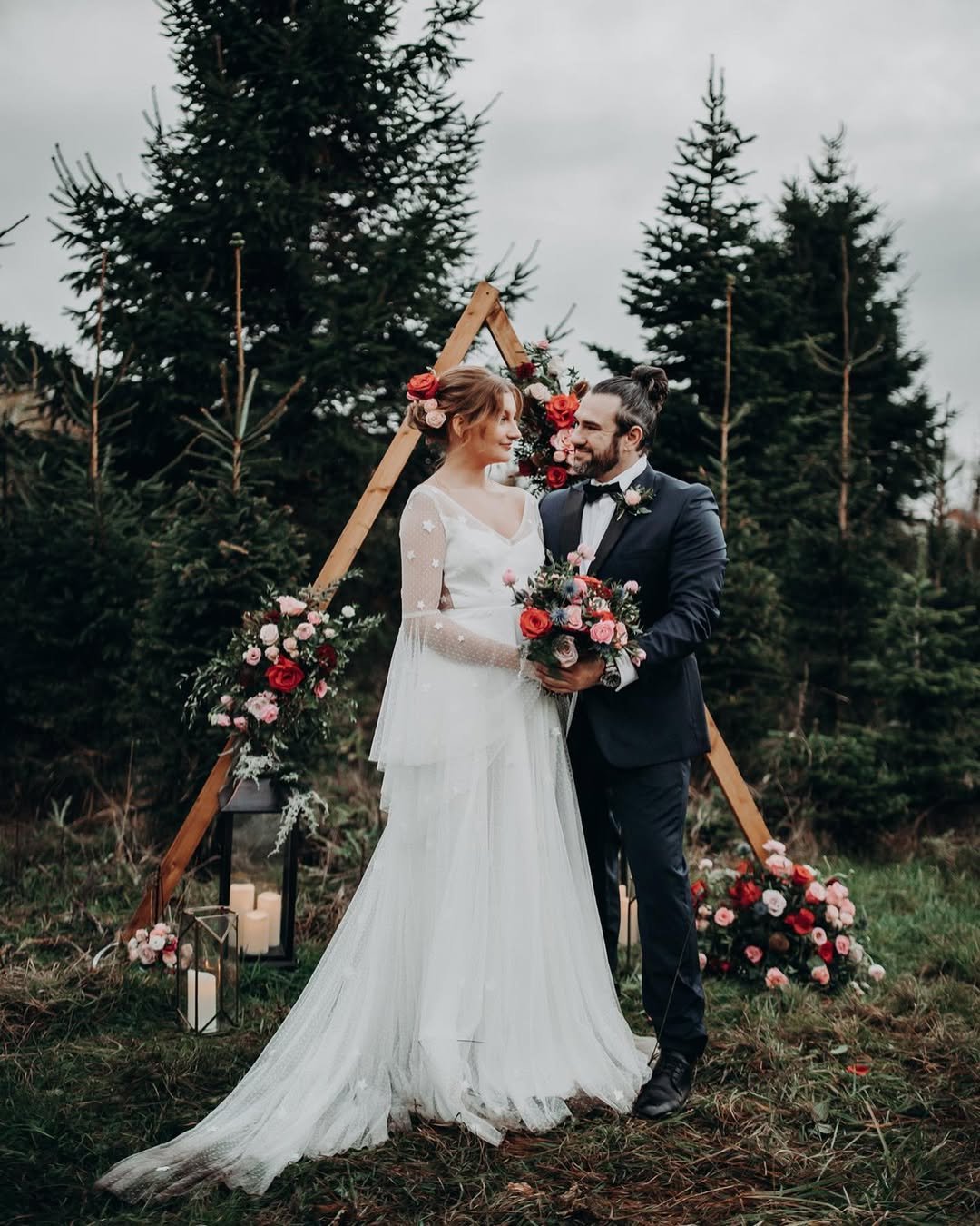 Rustic Arch Romance 