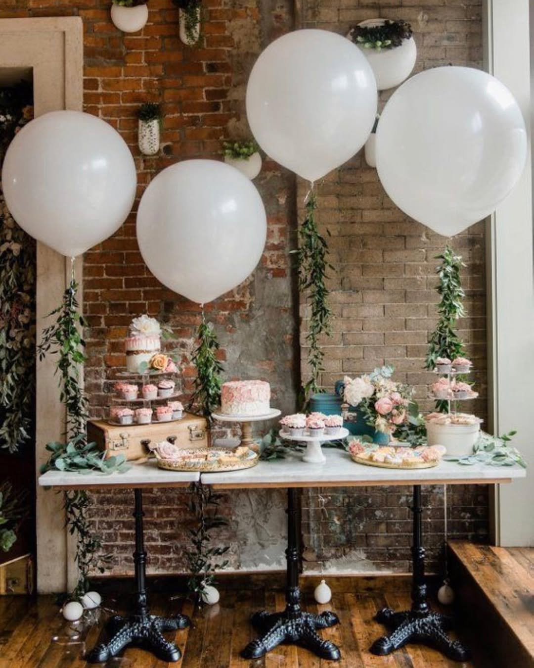 Rustic Balloon Charm 