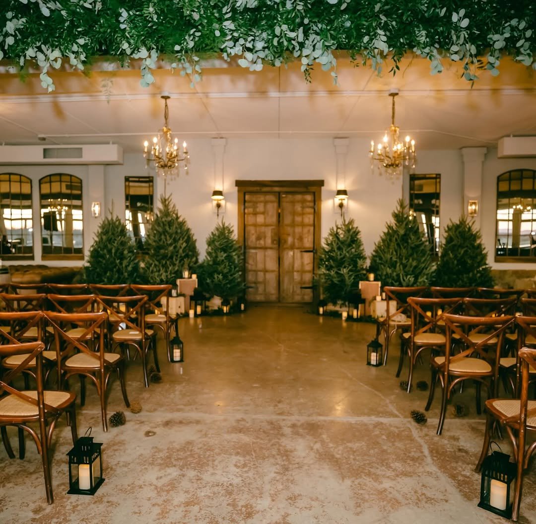  Rustic Evergreen Elegance 