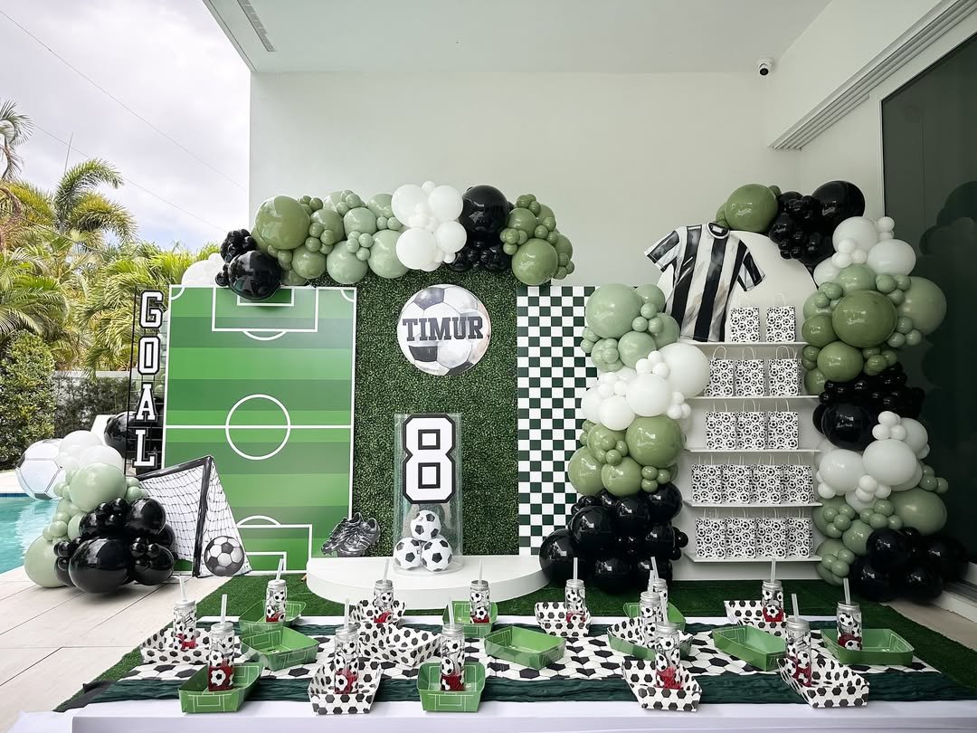 Soccer Stadium Party 