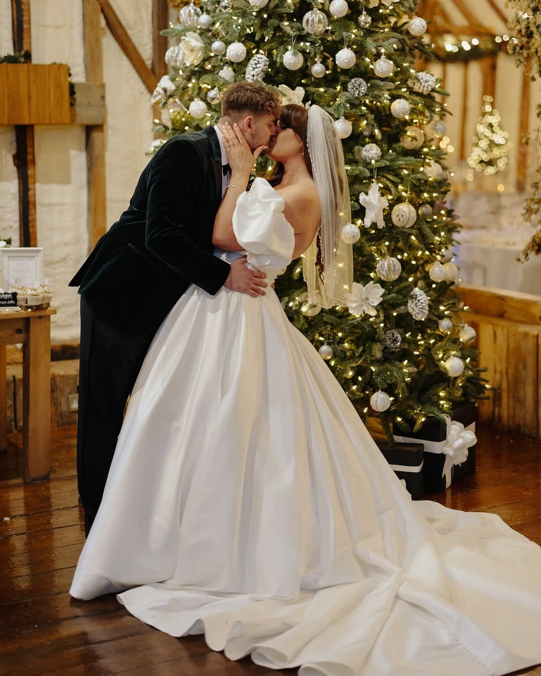 Timeless Holiday Kiss 