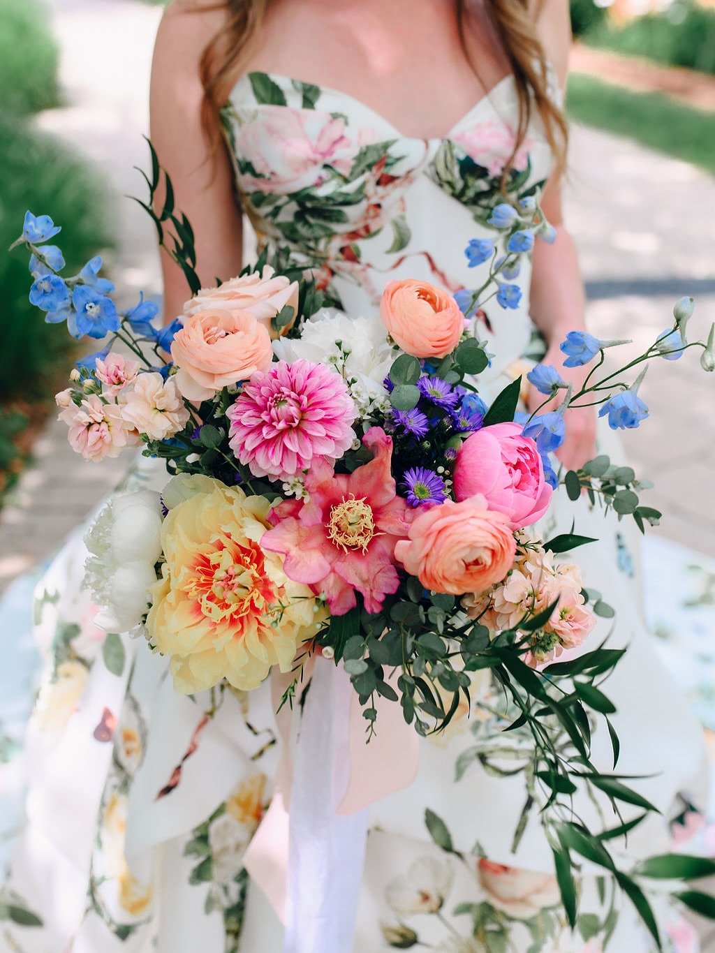 Vibrant Petal Symphony 