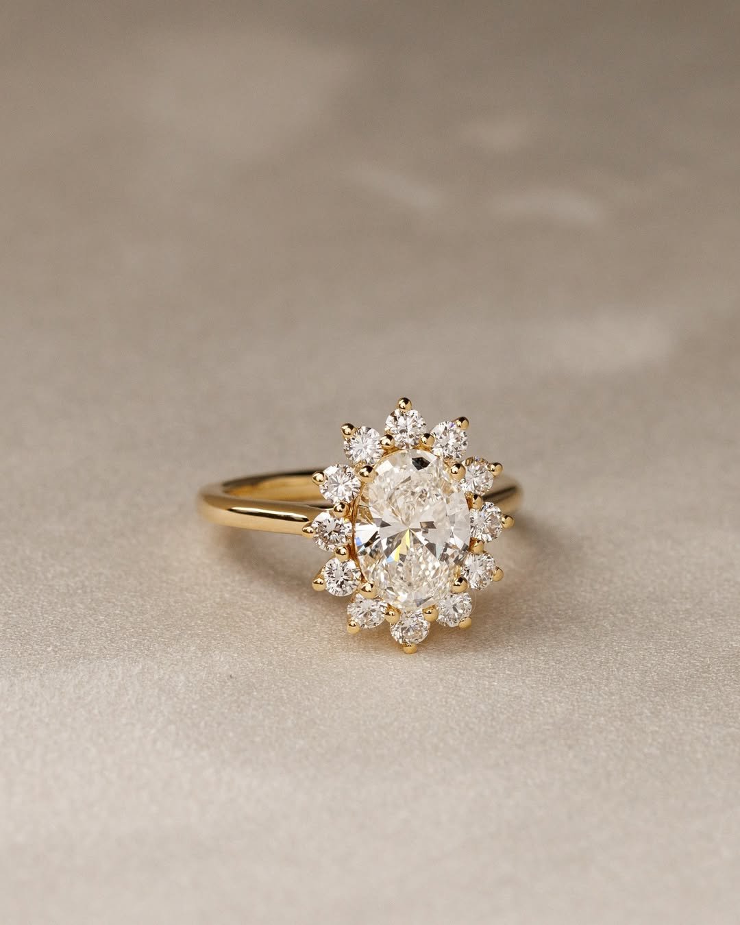 Vintage Halo Sparkle 