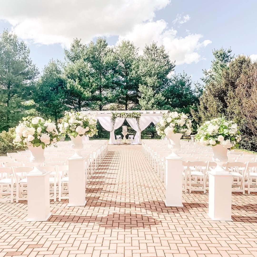  White Elegance Garden 