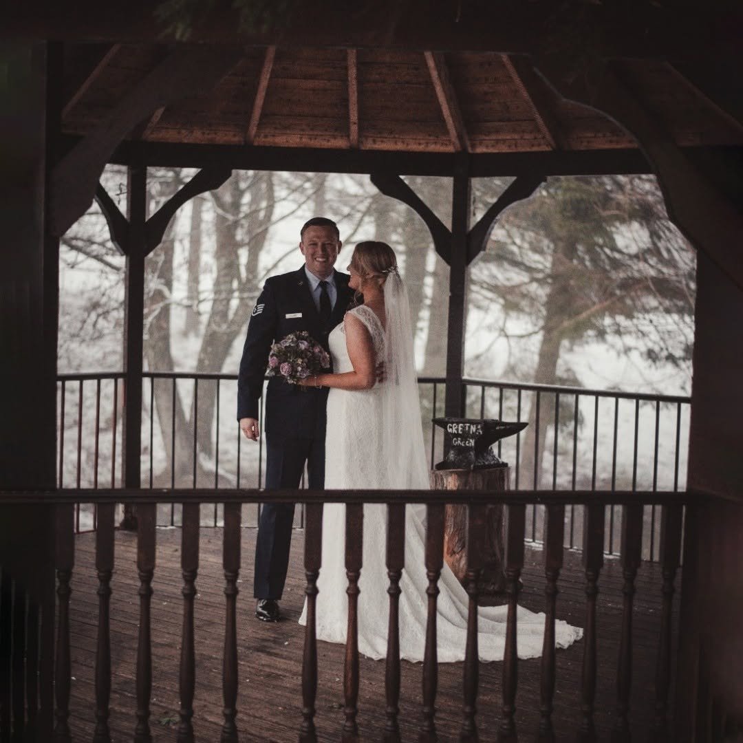 Winter Lodge Romance 