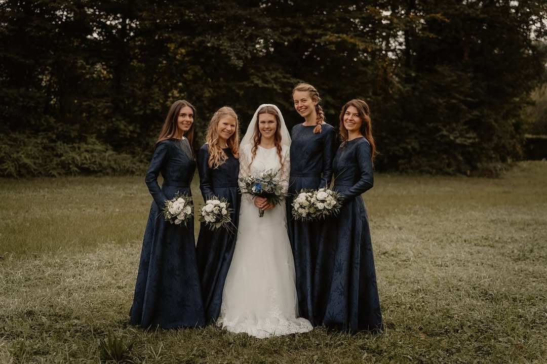 Winter Navy Elegance 