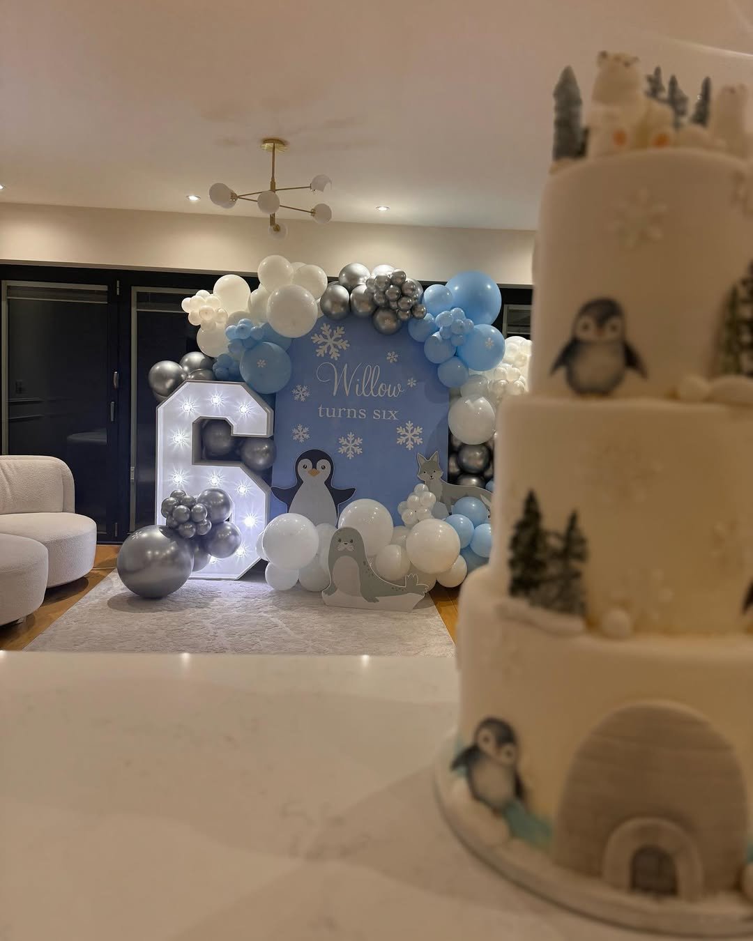  Winter Wonderland Glow 