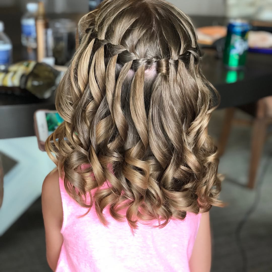 Cascading Waterfall Curls 