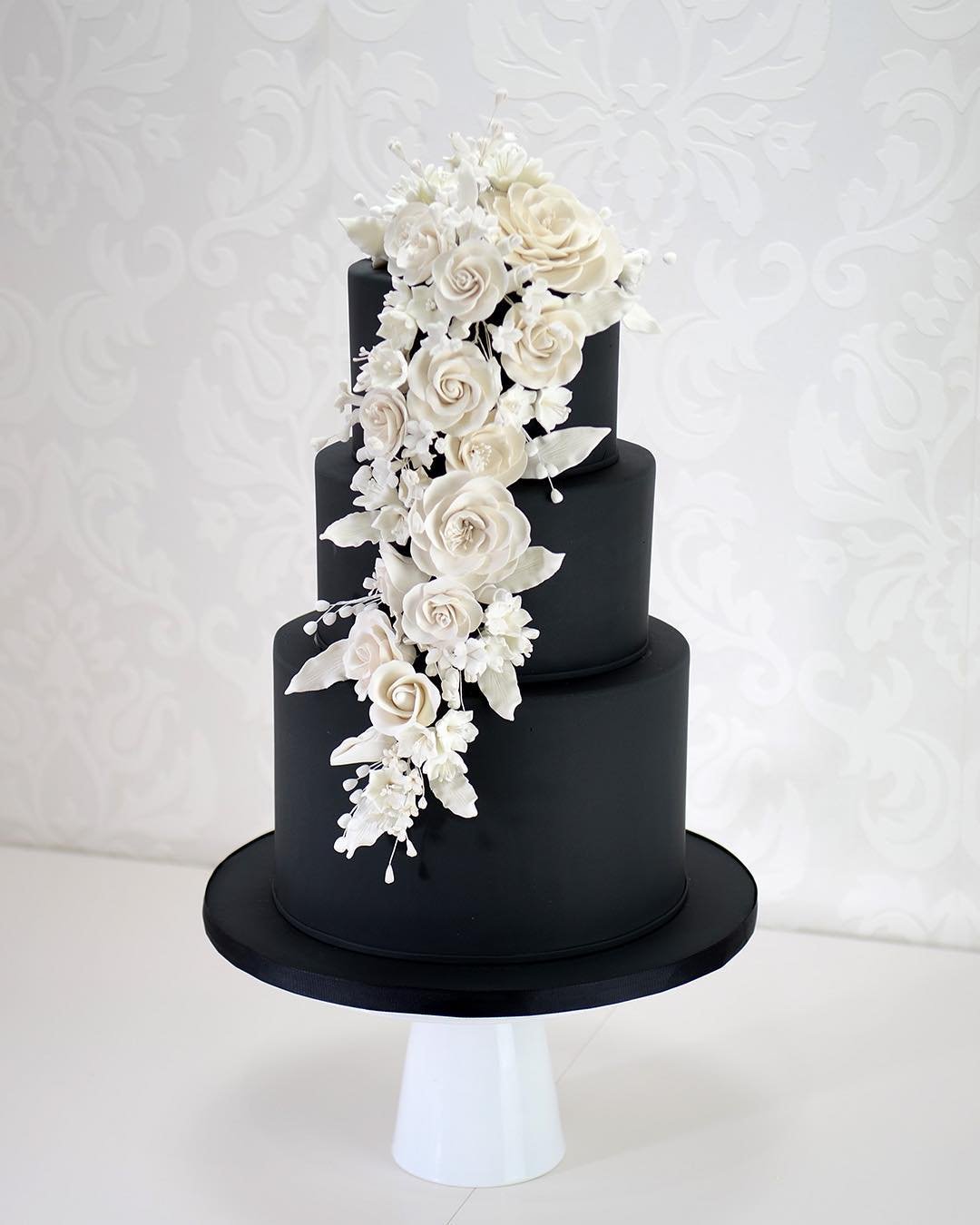 Cascading White Florals 