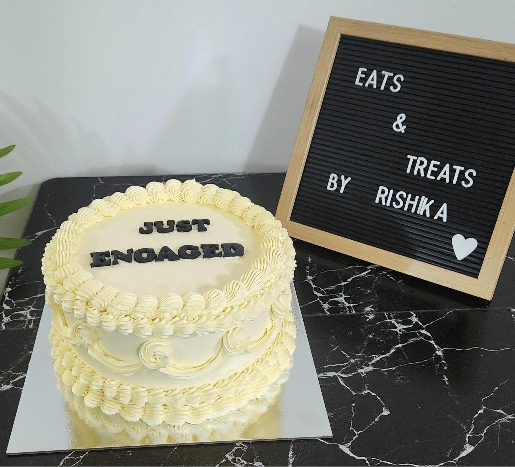 Classic Buttercream Charm 