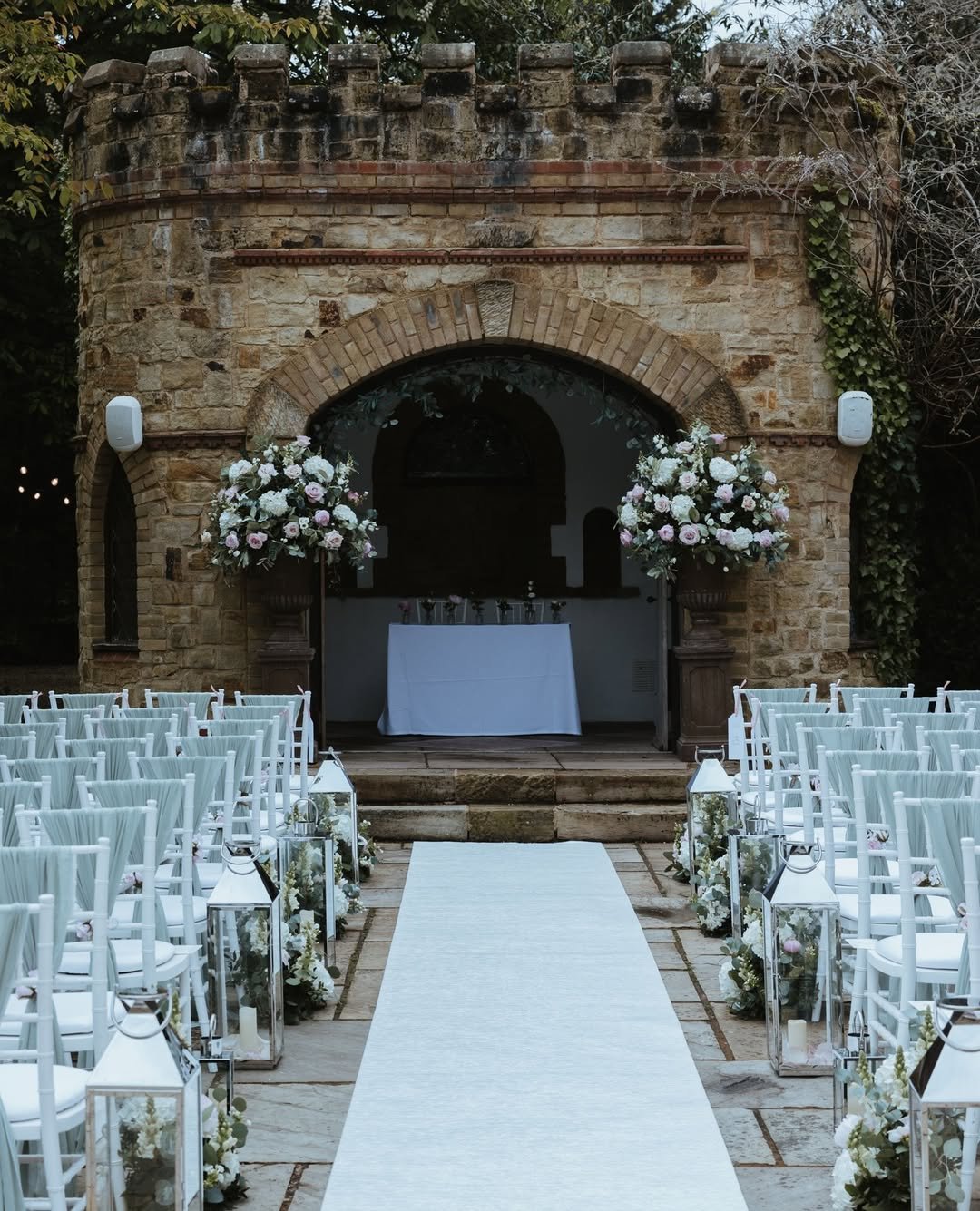  Classic Stone Ceremony 