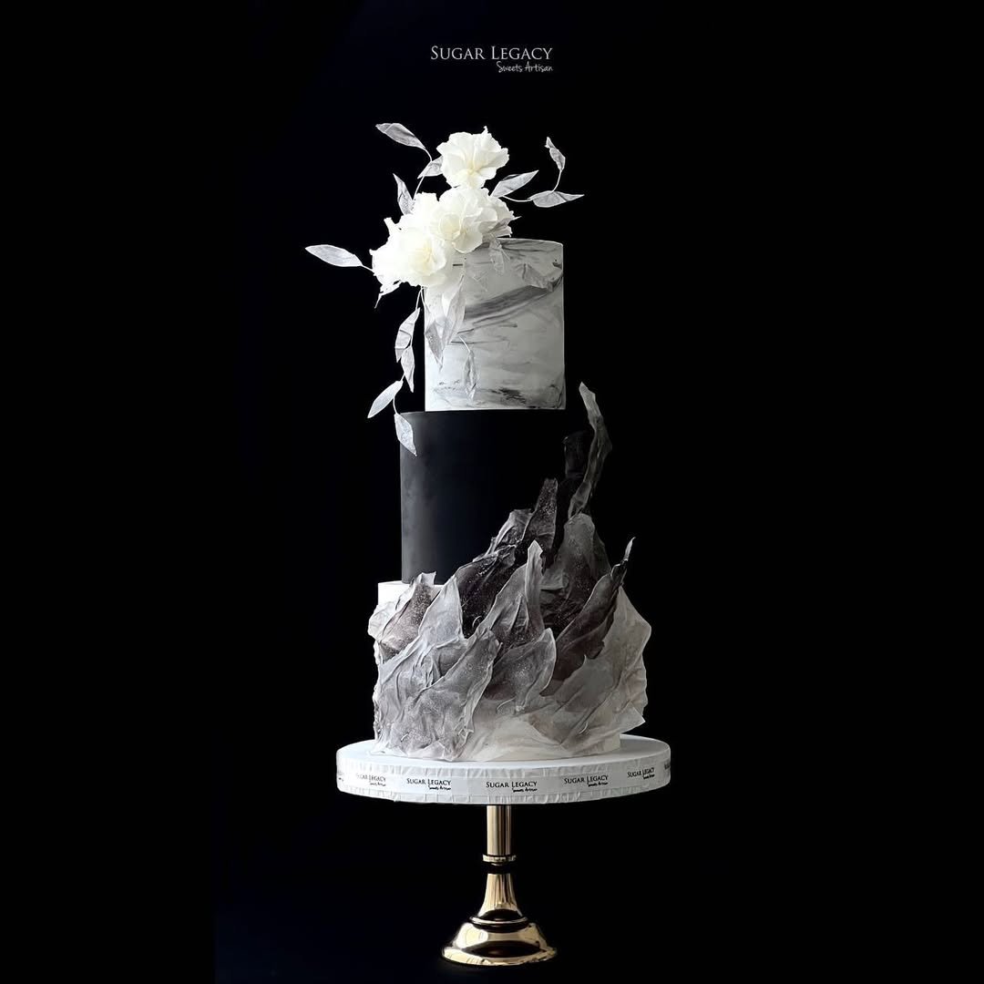 Dark Romance Sculpture
