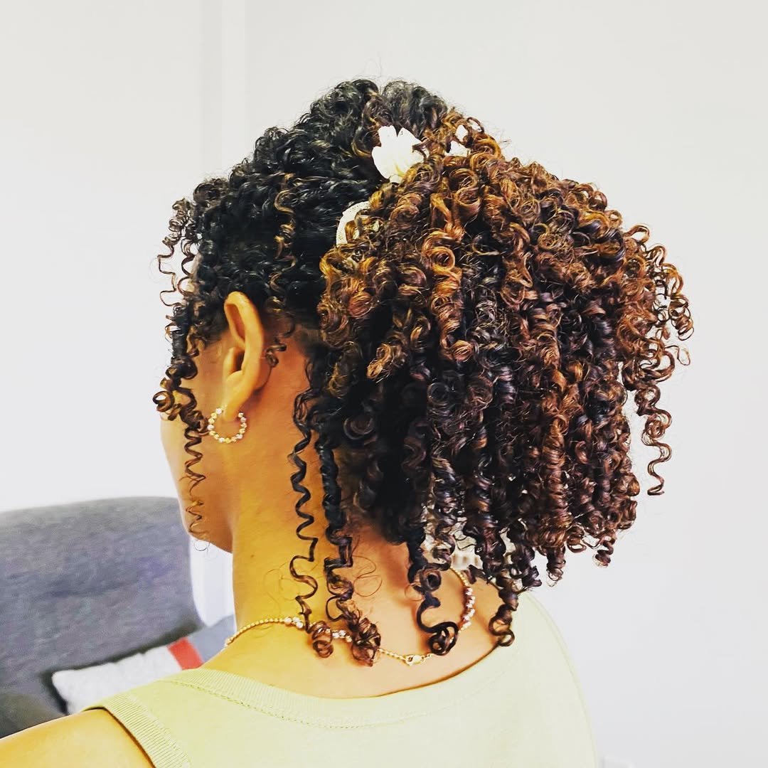Defined Curl Pony Elegance