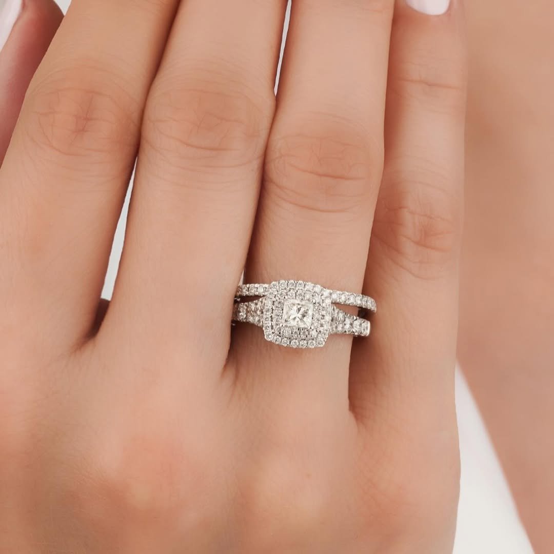 Diamond Halo Elegance 