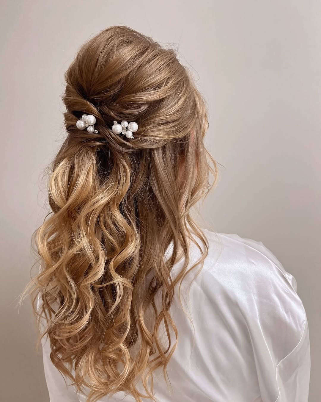 Effortless Pearl-Trimmed Beauty 