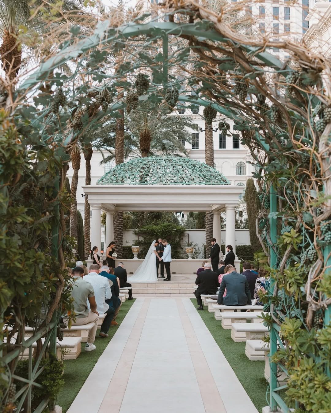 Elegant Courtyard Vows