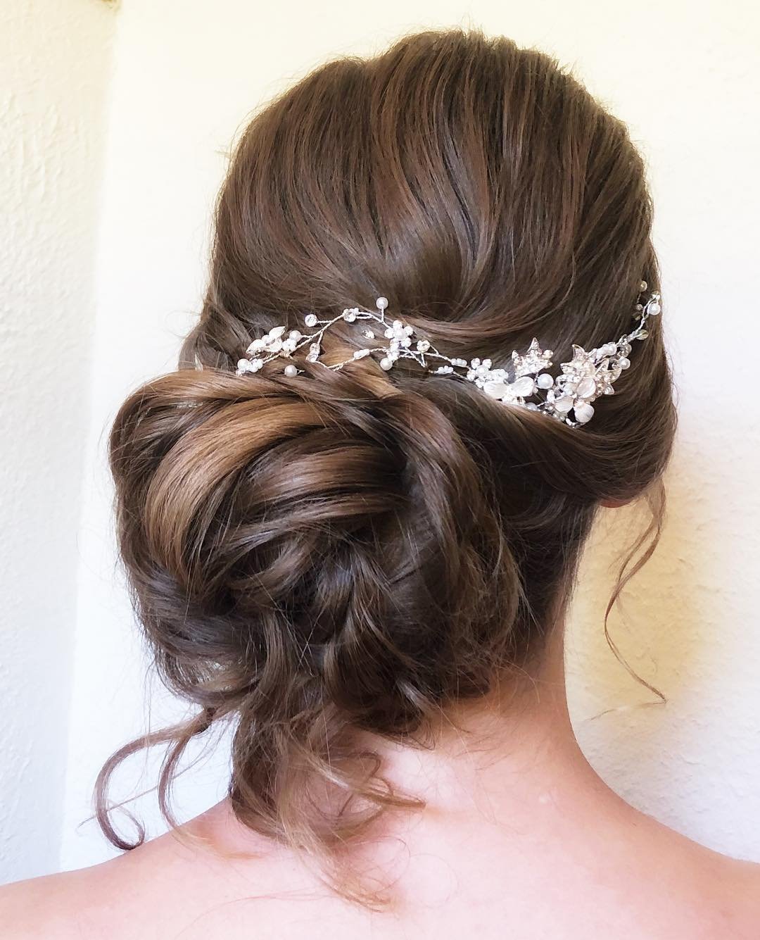 Elegant Pearl-Threaded Bun