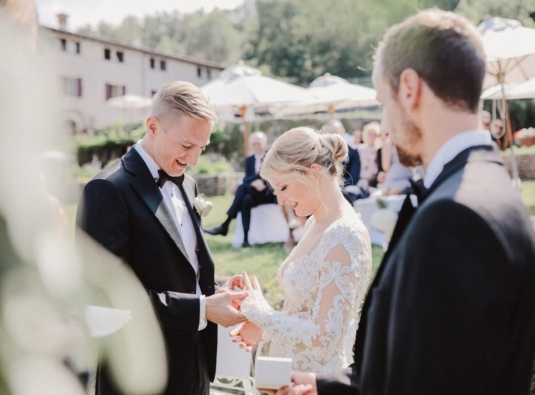  Elegant Vineyard Exchange 