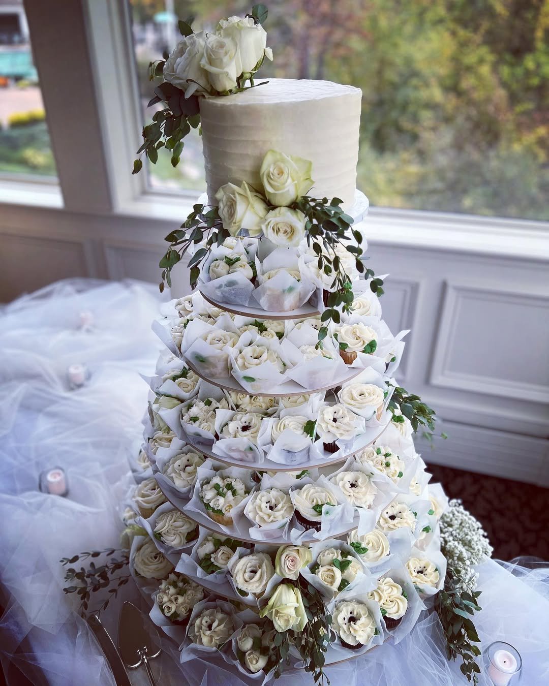 Ivory Rose Elegance