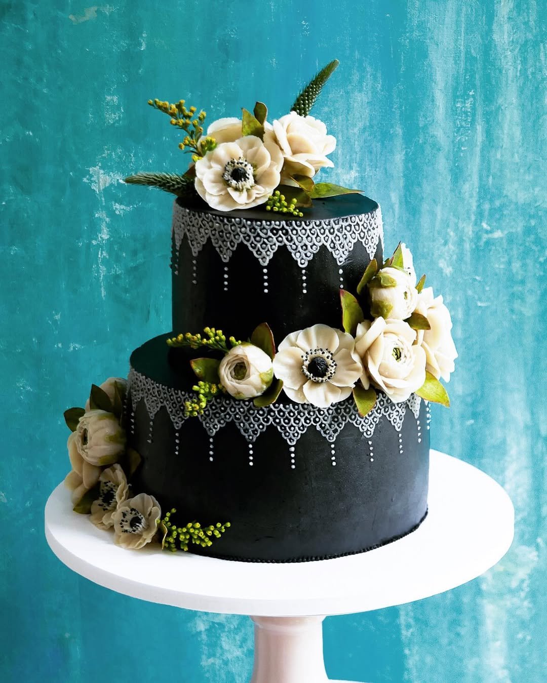  Lace-Inspired Black Elegance