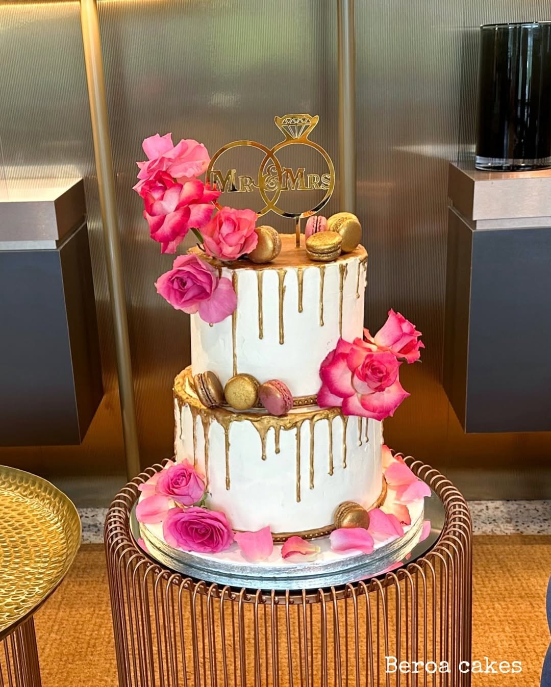 Luxe Gold & Roses