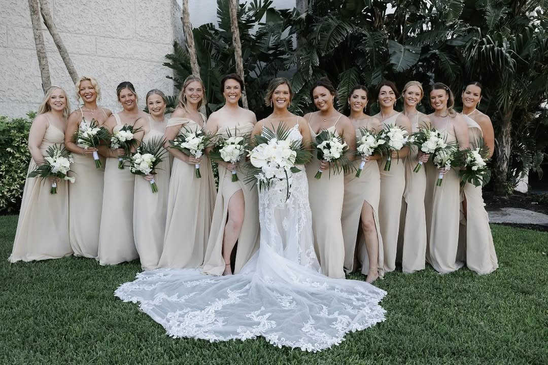 Luxe Neutral Tropics