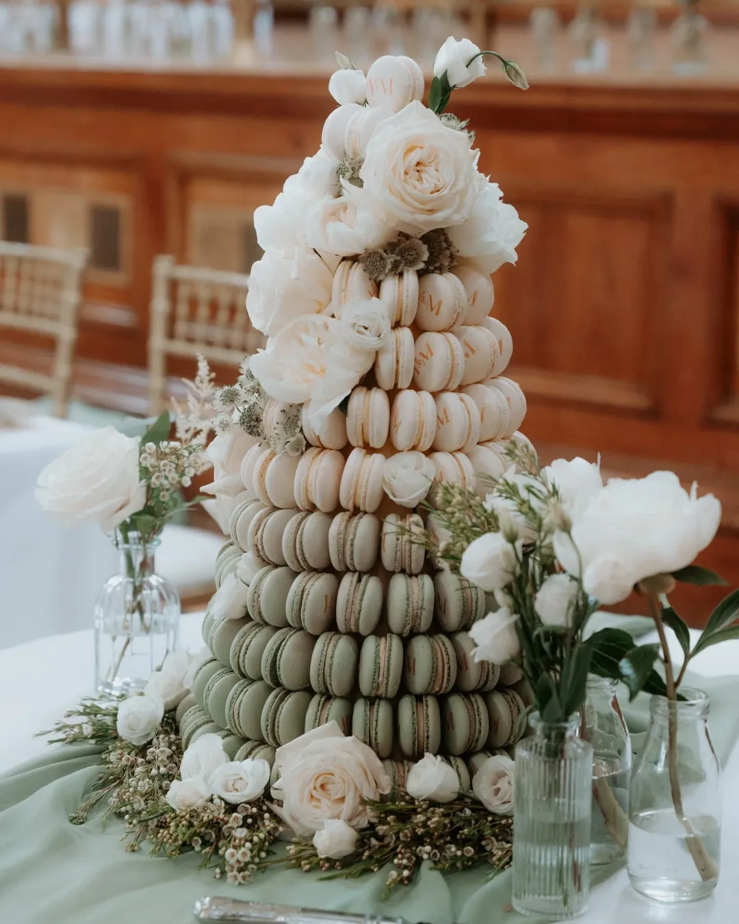  Macaron Tower Luxe 
