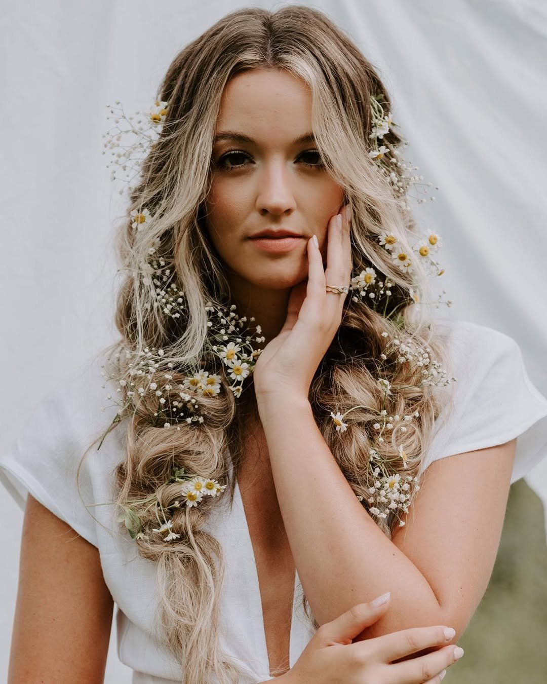 Meadow Goddess Waves