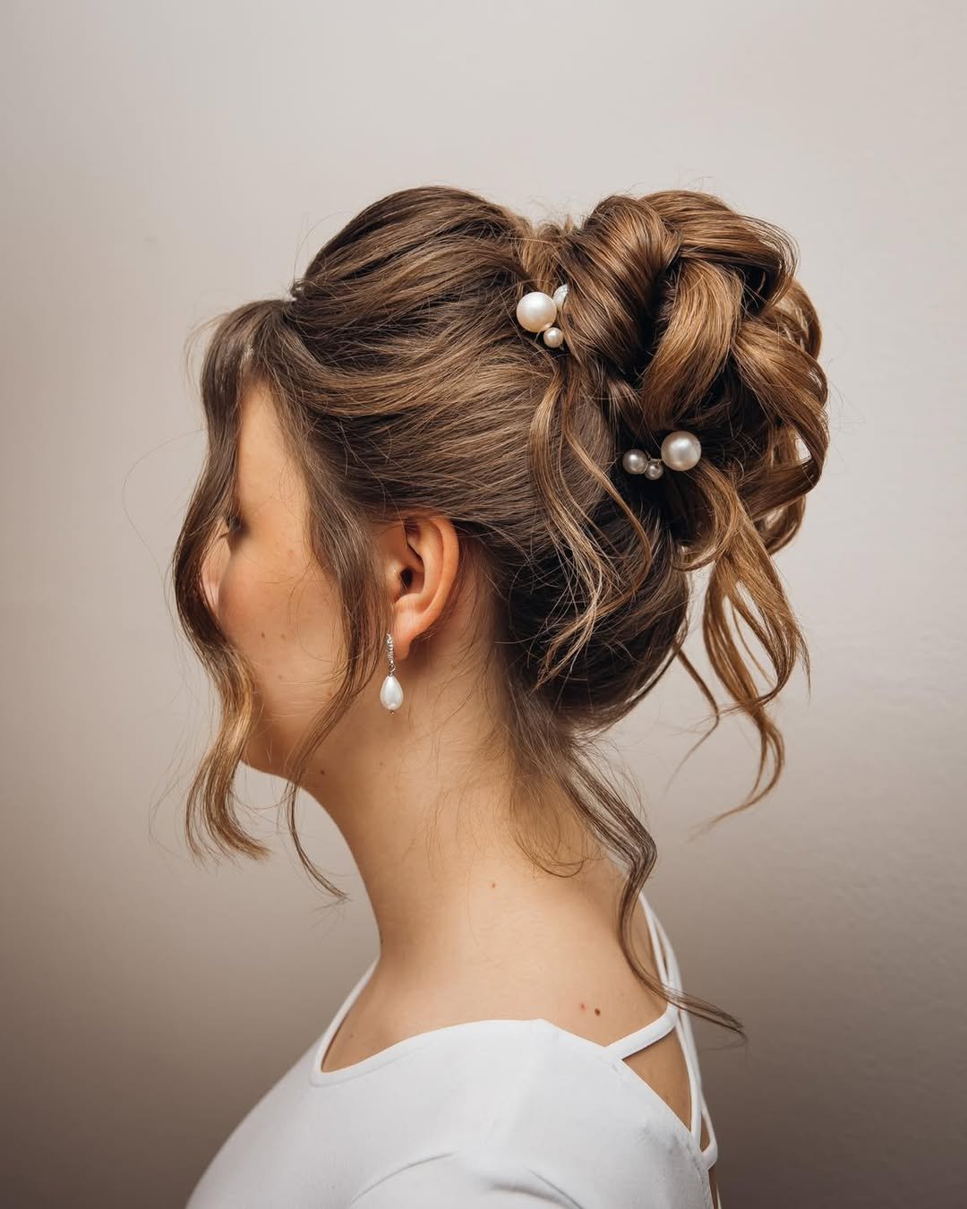 Modern Pearl Reverie