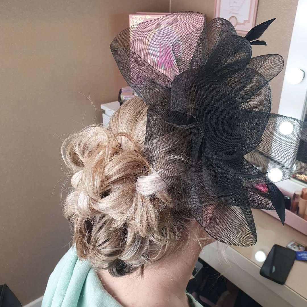 Noir Fascinator Drama
