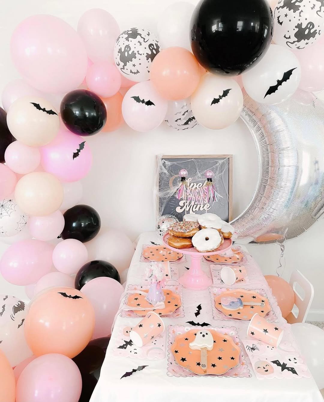 Pastel Spooks