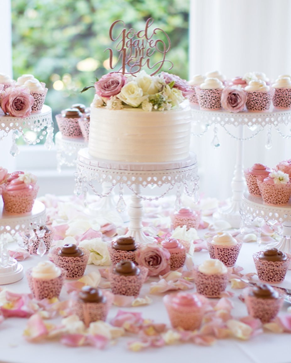 Romantic Blush Spread 